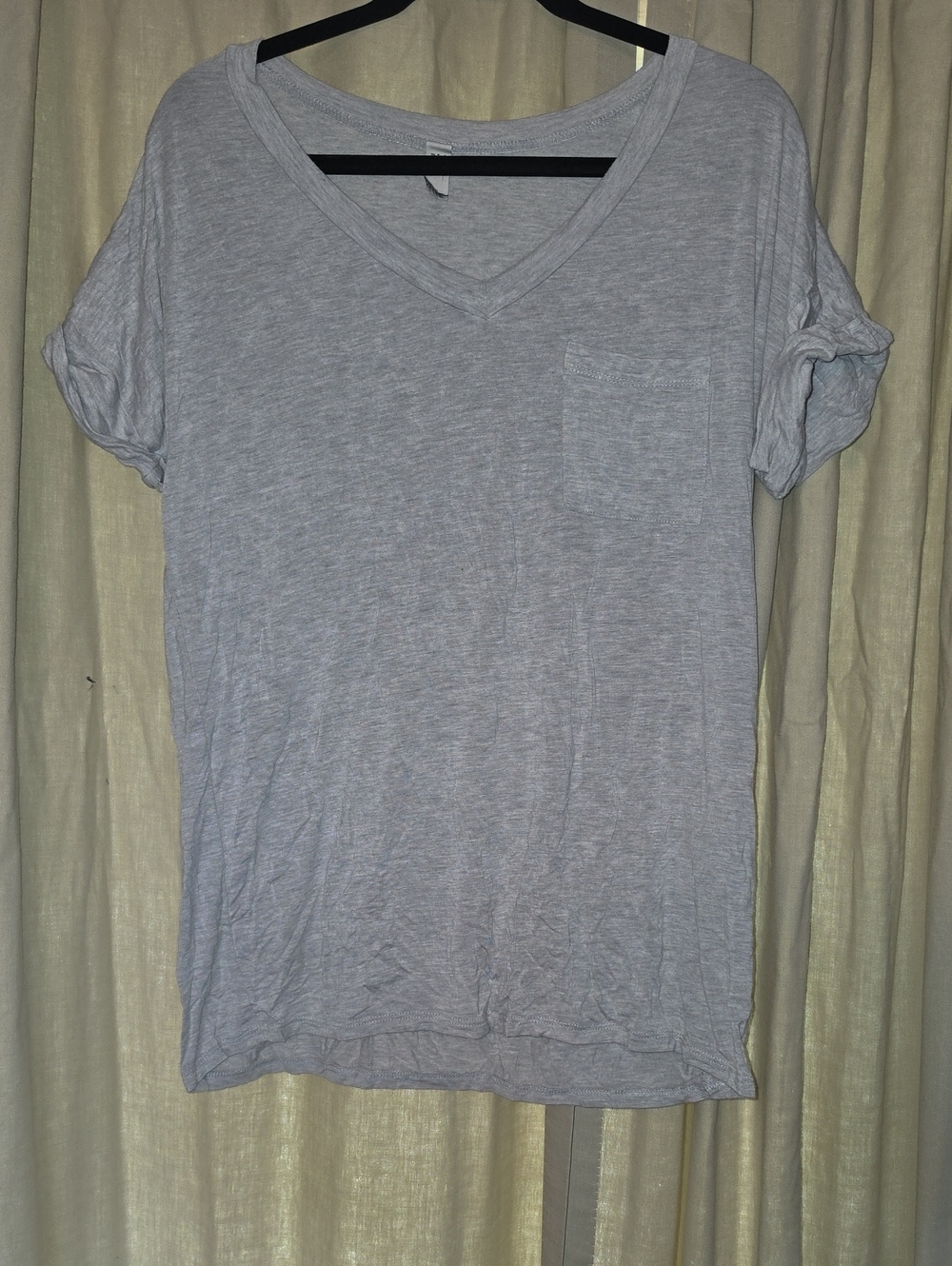 Women's Light Gray Soft V-Neck Pocket Tee